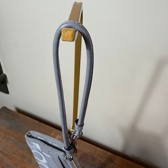 Y2K Coach Monogram Penelope Zippy Wristlet Wallet Gray Patent Metallic Gray C's - Picture 5 of 11